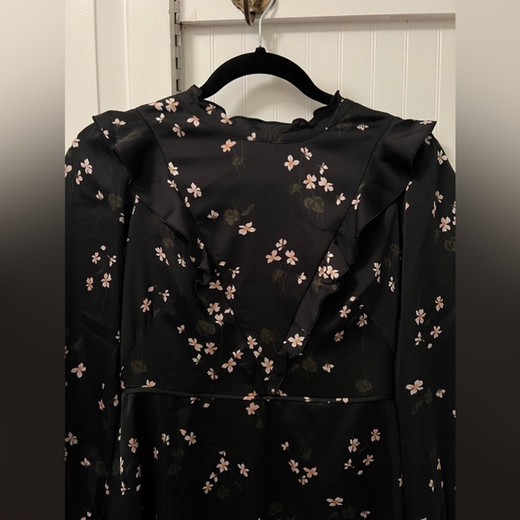 Ann Taylor Dress - Picture 2 of 9